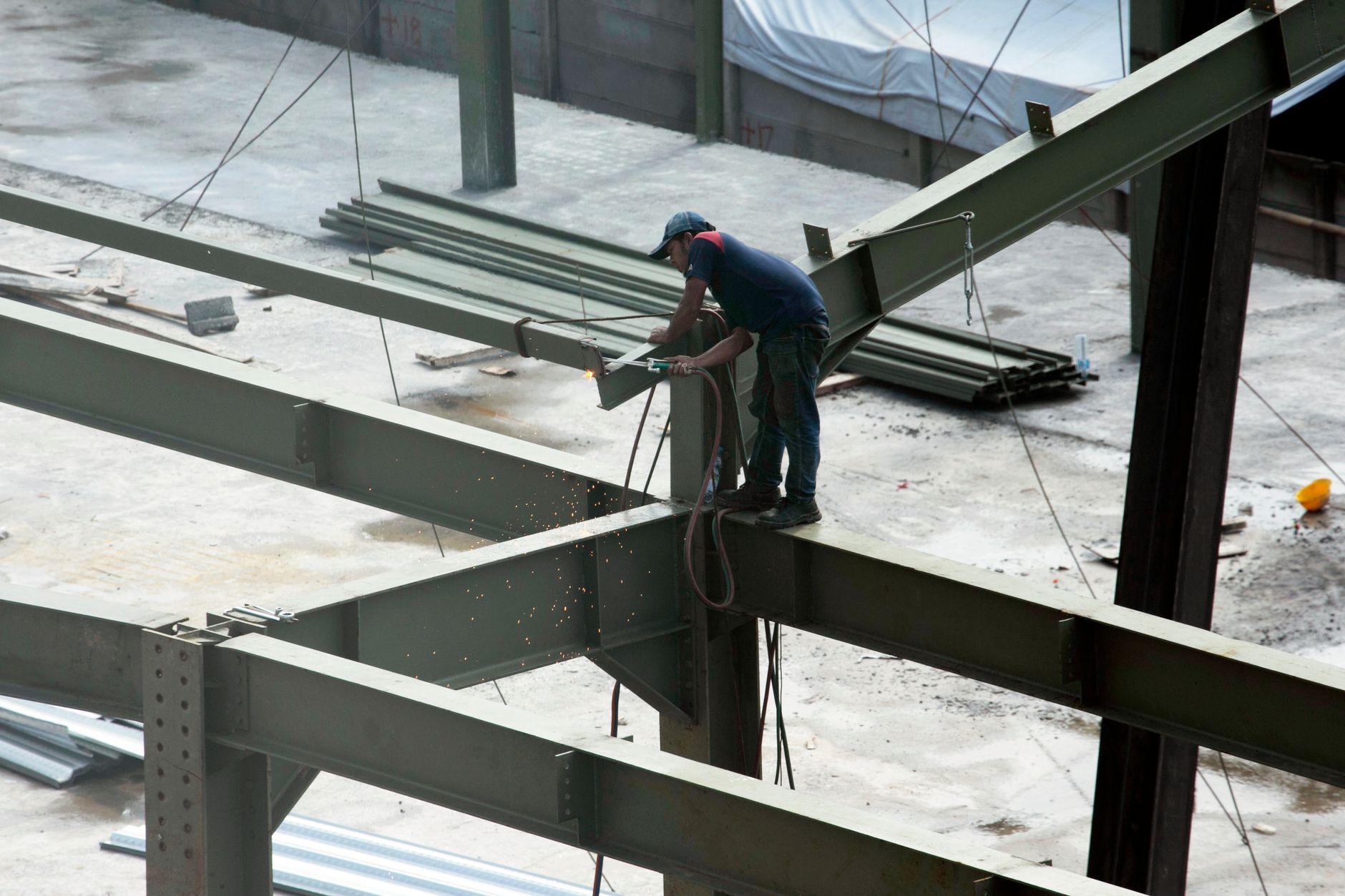 Transit shelter frames